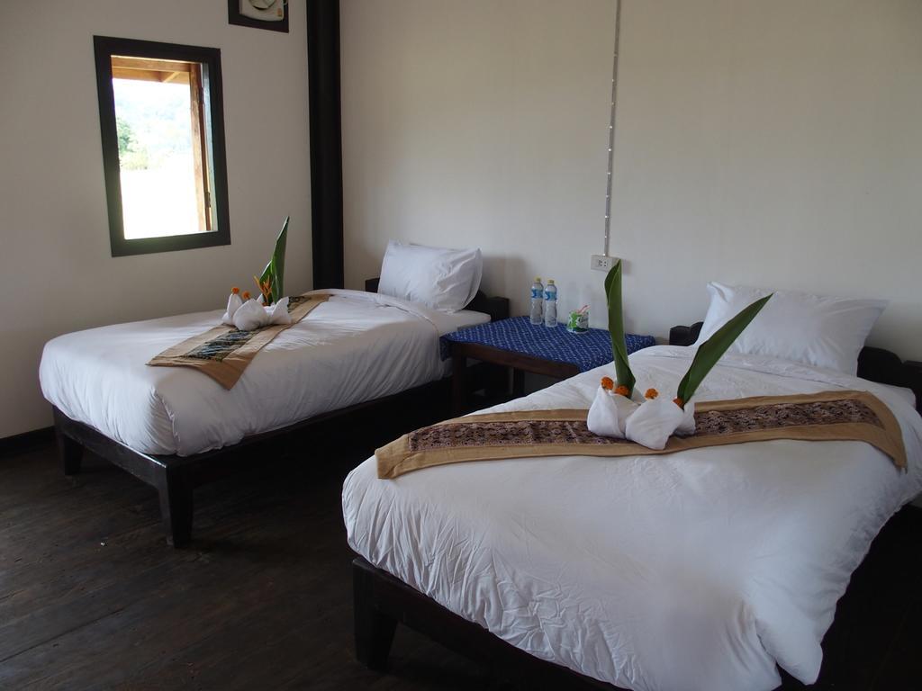 Thongdam Guesthouse Ban O Exteriör bild
